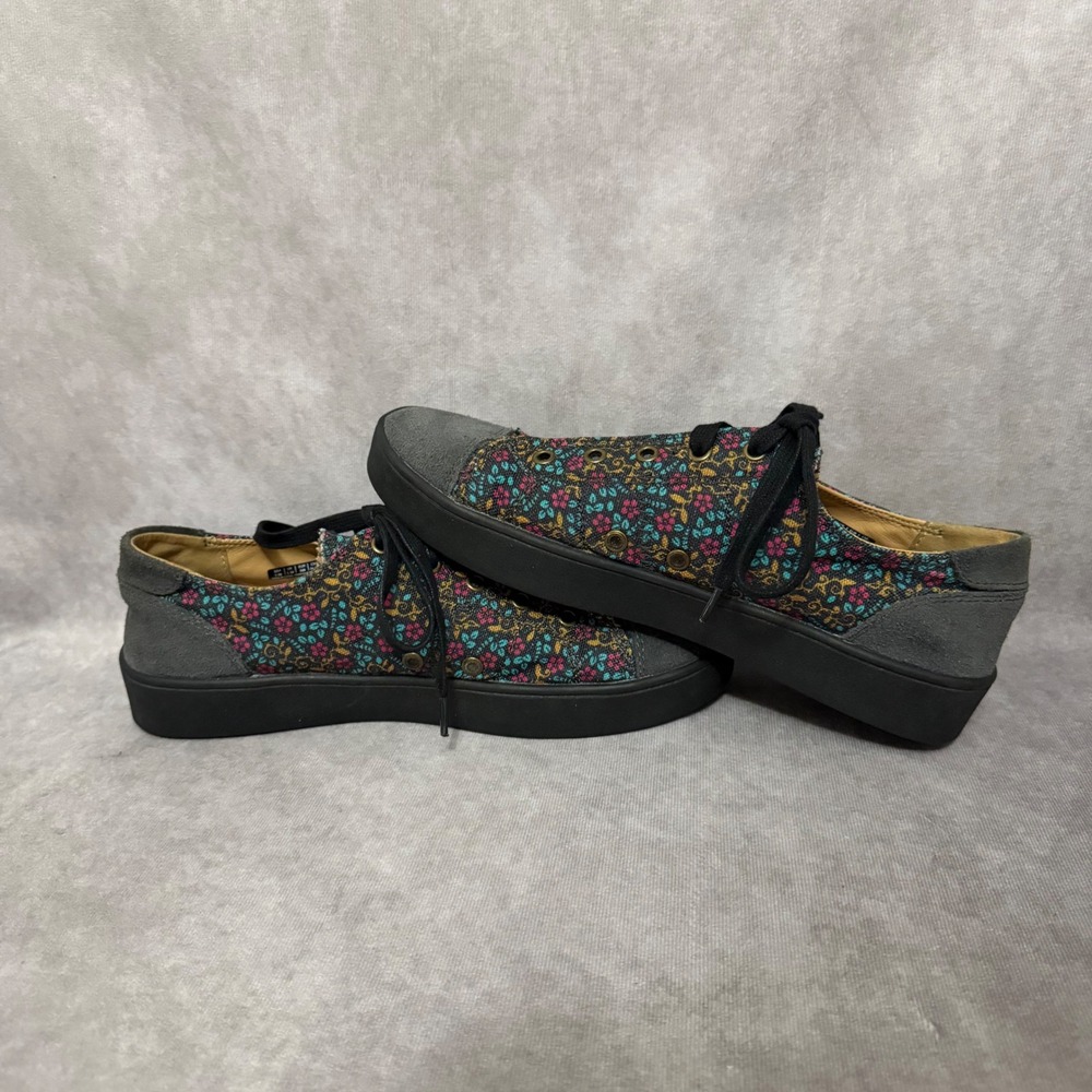 Spenco Malibu Floral Sneakers Womens Size 7.5 Black Grey Fashion Boho Low Top - Picture 5 of 8